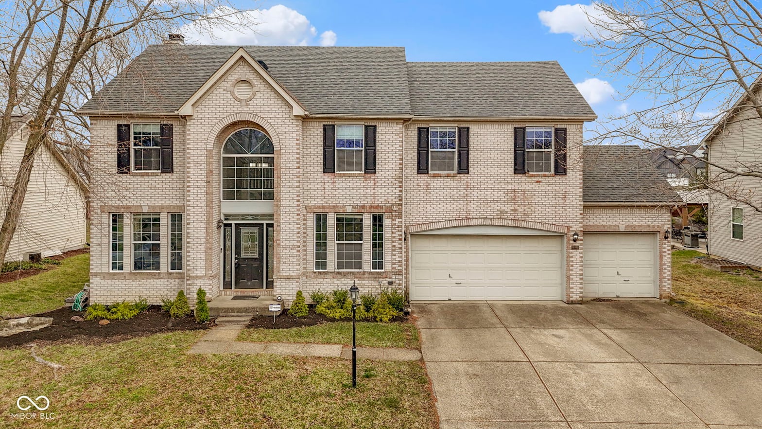 Front exterior at 11046 Timberview Drive, Fishers, IN