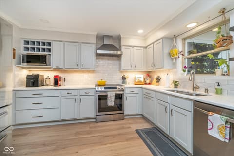 Photo of 10937 Sawgrass Drive, Fishers, IN