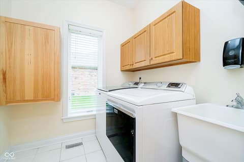Photo of 7271 Catboat Court, Fishers, IN