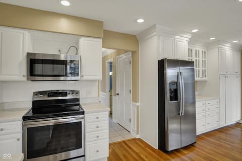 Kitchen at 40 Twinshore Court, Carmel, IN