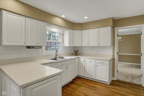 Kitchen at 40 Twinshore Court, Carmel, IN