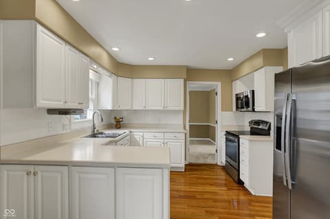 Kitchen at 40 Twinshore Court, Carmel, IN