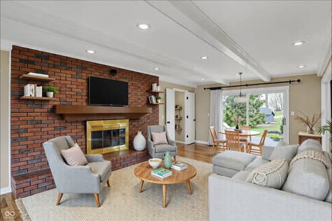 Family room at 40 Twinshore Court, Carmel, IN