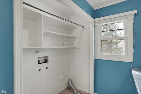 Laundry room at 40 Twinshore Court, Carmel, IN