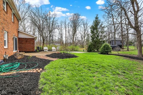 Yard at 40 Twinshore Court, Carmel, IN