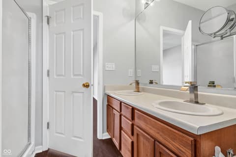 Bathroom at 19518 Hurst Strand Way, Noblesville, IN