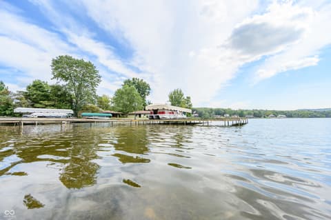 Photo of 1085 E North Shore Drive, Brownstown, IN