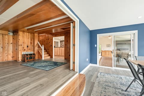 Photo of 1085 E North Shore Drive, Brownstown, IN