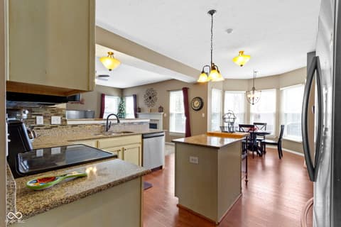 Kitchen at 203 Winslow Drive, Westfield, IN