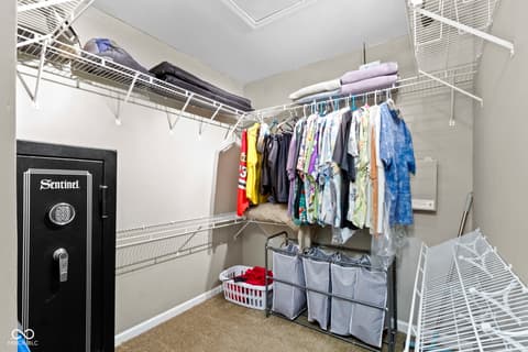Walk In Closets — 203 Winslow Drive, Westfield, IN