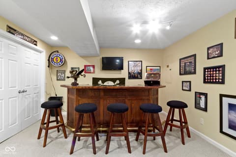 Bar — 203 Winslow Drive, Westfield, IN