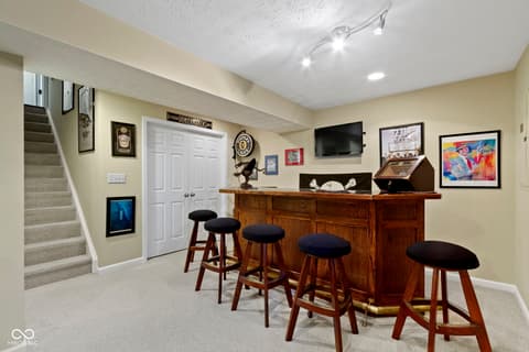 Bar — 203 Winslow Drive, Westfield, IN