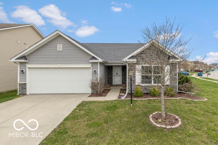 Front exterior at 7951 Busby Bend Drive, Noblesville, IN