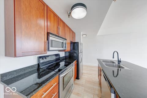Photo of 230 E 9th Street, Indianapolis, IN
