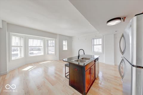 Photo of 230 E 9th Street, Indianapolis, IN