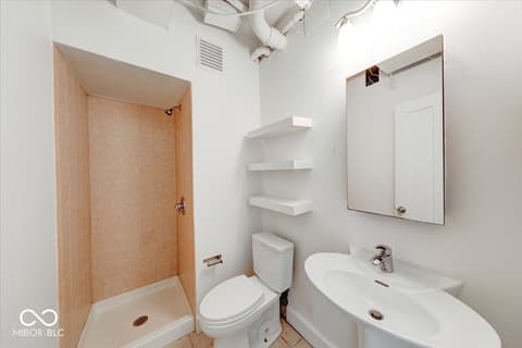 Photo of 230 E 9th Street, Indianapolis, IN