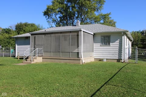 Photo of 10327 Old National Road, Indianapolis, IN