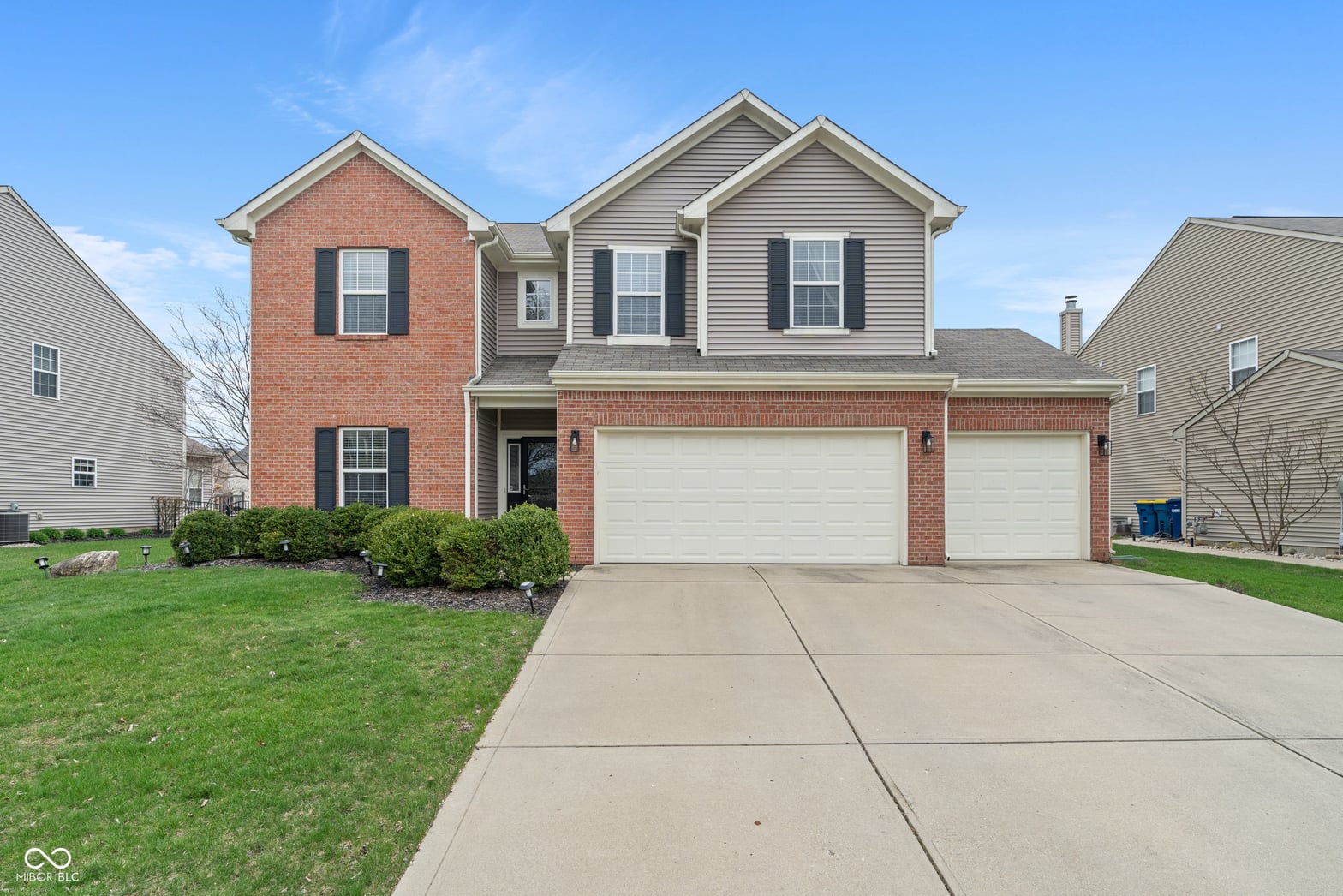 Front exterior at 13931 Keams Drive, Fishers, IN