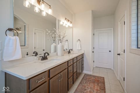 Photo of 13107 Pennington Road, Fishers, IN