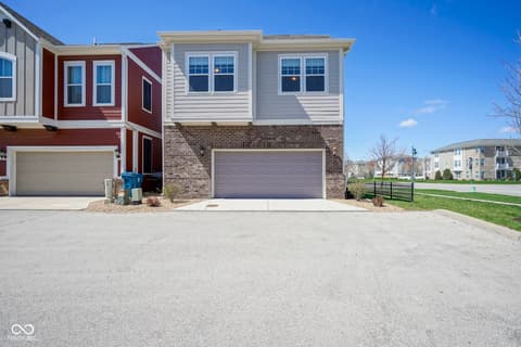 Photo of 13107 Pennington Road, Fishers, IN