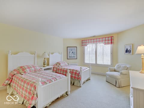 Photo of 443 McLaren Lane, Carmel, IN
