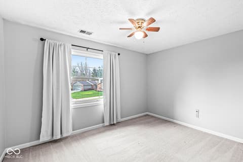 Photo of 716 Winter Way, Carmel, IN
