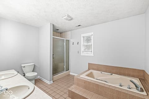 Photo of 716 Winter Way, Carmel, IN