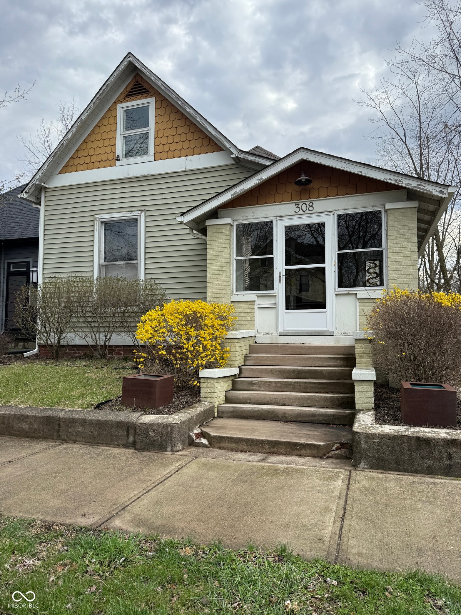 Photo of 308 N 10th Street, Noblesville, IN