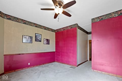 Primary bedroom at 1455 S 9th Street, Noblesville, IN