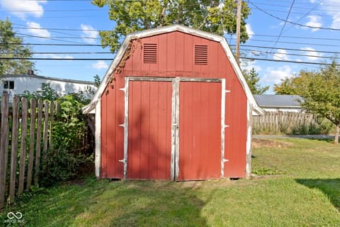 Out Buildings — 1455 S 9th Street, Noblesville, IN