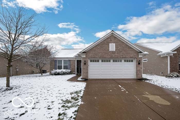Front exterior at 13982 Avalon Boulevard, Fishers, IN