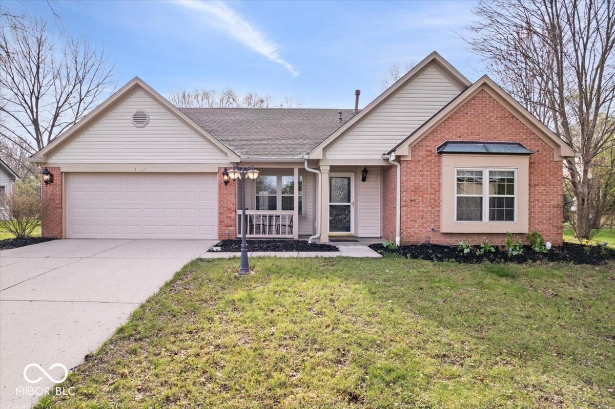 Photo of 12527 Saksons Boulevard, Fishers, IN