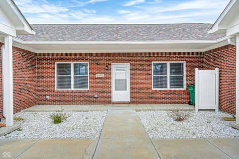 11975 Civic Circle