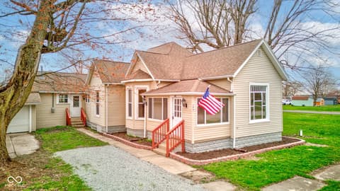 106 N Elm