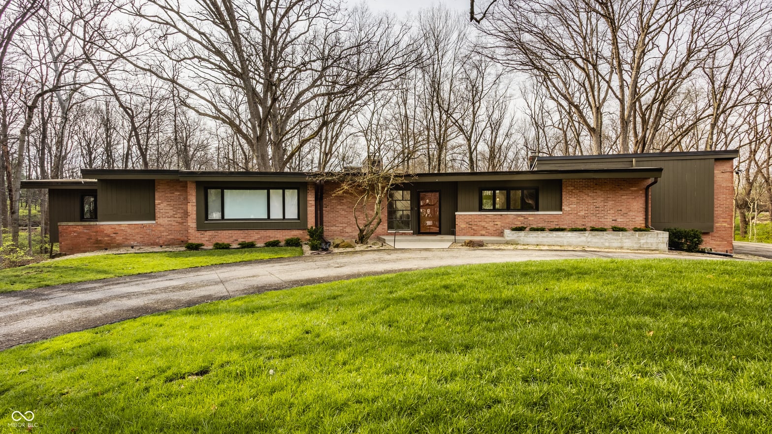 Photo of 123 W 81st Street, Indianapolis, IN