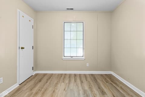 Photo of 8560 N College Avenue, Indianapolis, IN