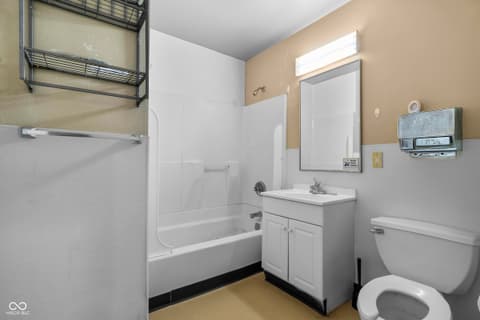 Photo of 8560 N College Avenue, Indianapolis, IN
