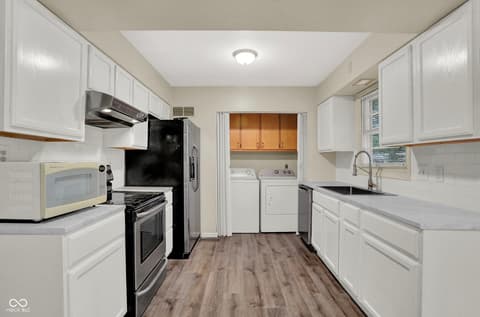 Photo of 8553 Broadway Street, Indianapolis, IN