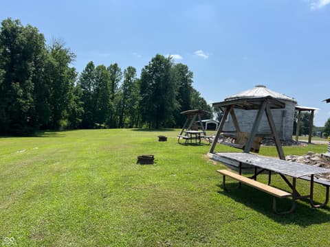 Photo of 3559 N Us Highway 41, Bloomingdale, IN