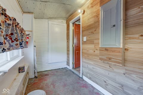 Photo of 215 N Lincoln Street, Galveston, IN