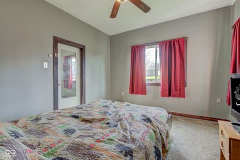Photo of 215 N Lincoln Street, Galveston, IN