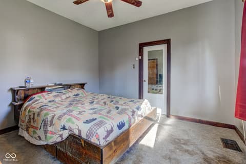 Photo of 215 N Lincoln Street, Galveston, IN