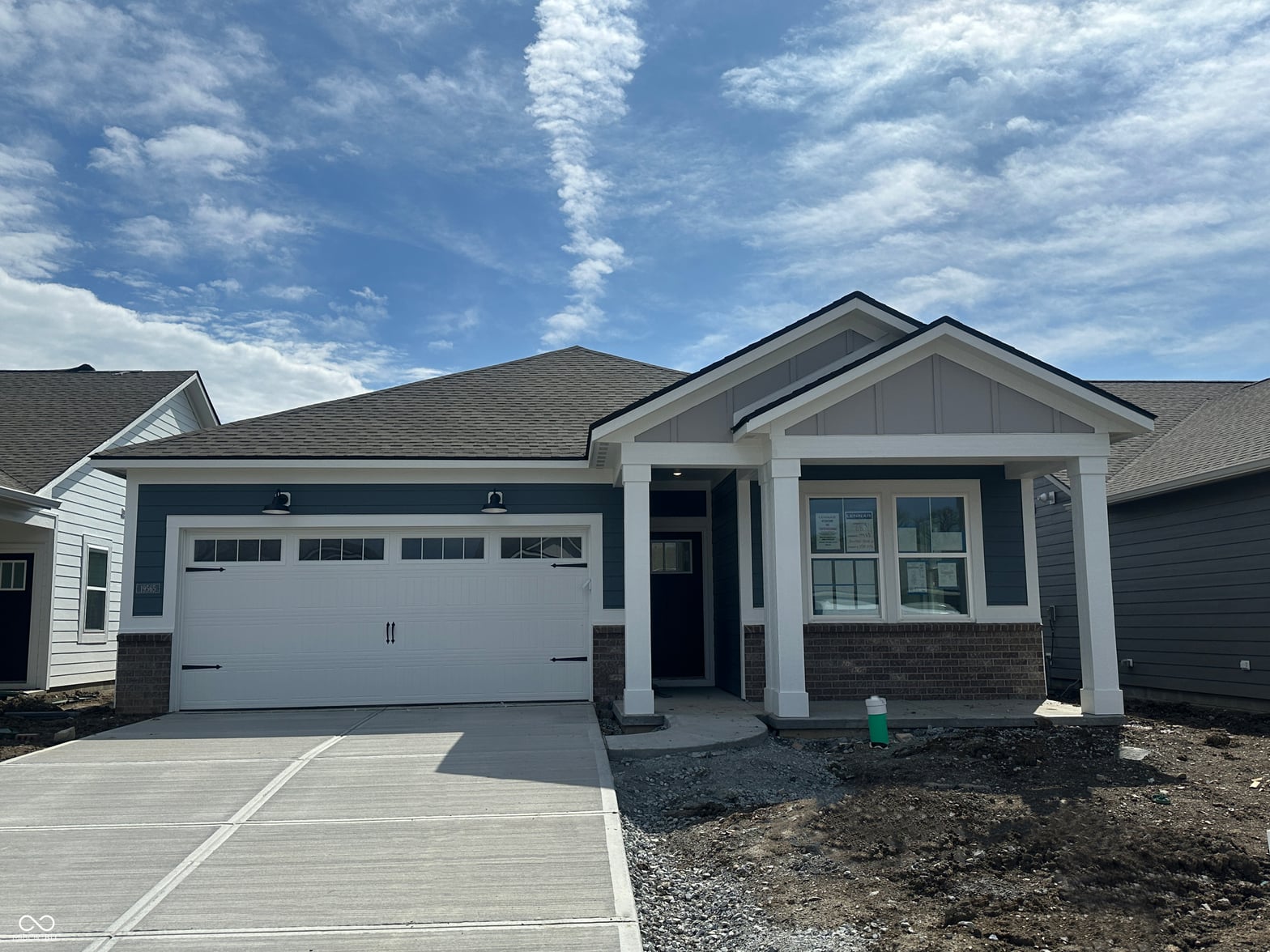Photo of 19565 Boulder Brook Lane, Westfield, IN