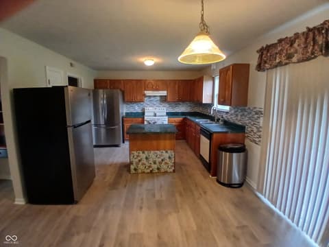 Kitchen at 10629 Simsbury Court, Indianapolis, IN