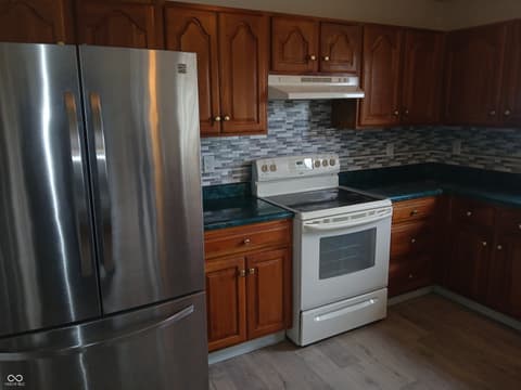 Kitchen at 10629 Simsbury Court, Indianapolis, IN