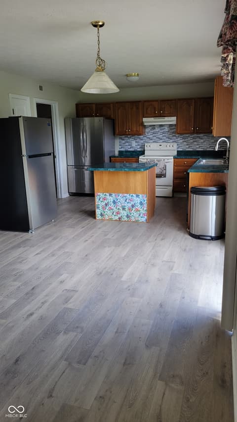 Photo of 10629 Simsbury Court, Indianapolis, IN