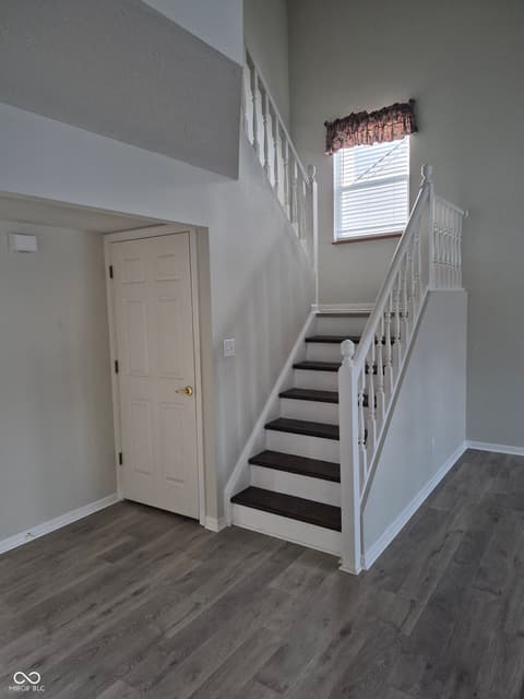 Stairs — 10629 Simsbury Court, Indianapolis, IN