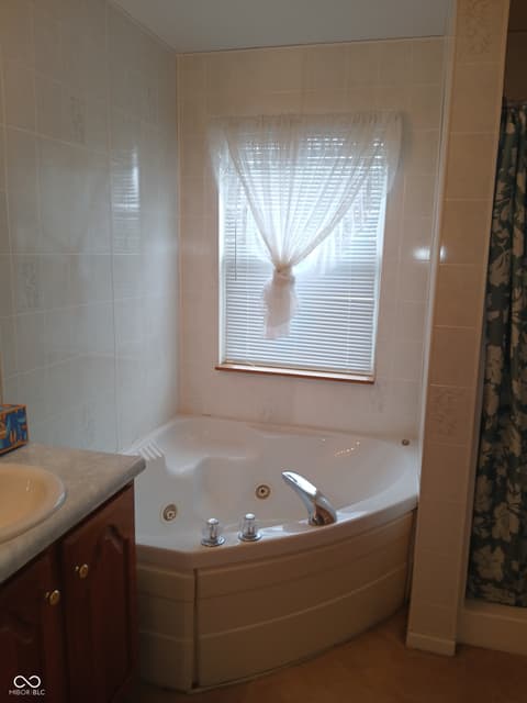 Bathroom at 10629 Simsbury Court, Indianapolis, IN