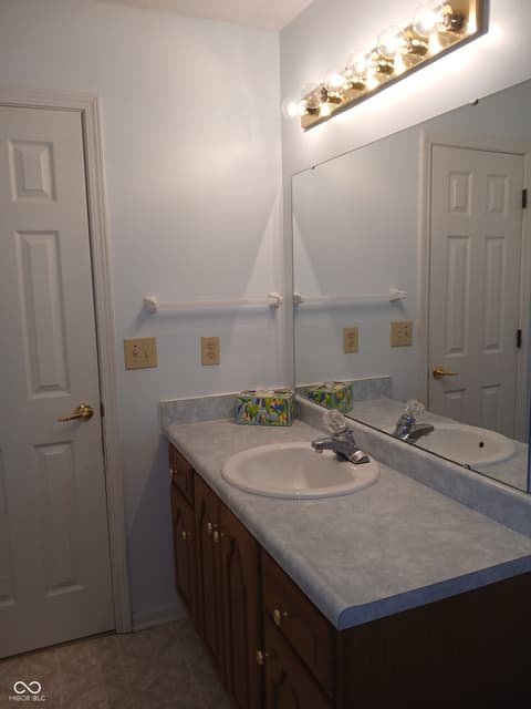 Bathroom at 10629 Simsbury Court, Indianapolis, IN