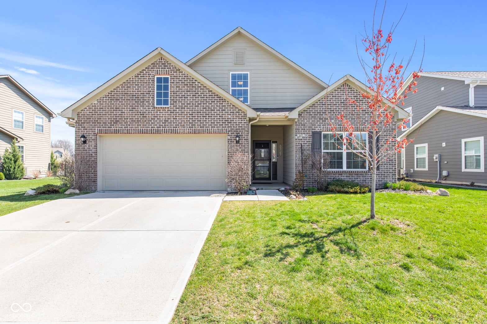 Front exterior at 5083 Castamere Drive, Noblesville, IN